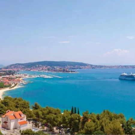 House Mariposa Trogir-seget Apartment Trogir